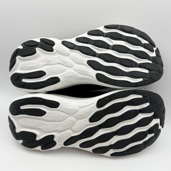 New Balance Womens Fresh Foam X 1080v13 Sneakers US 12 Wide Black Athletic EUC - Picture 11 of 14